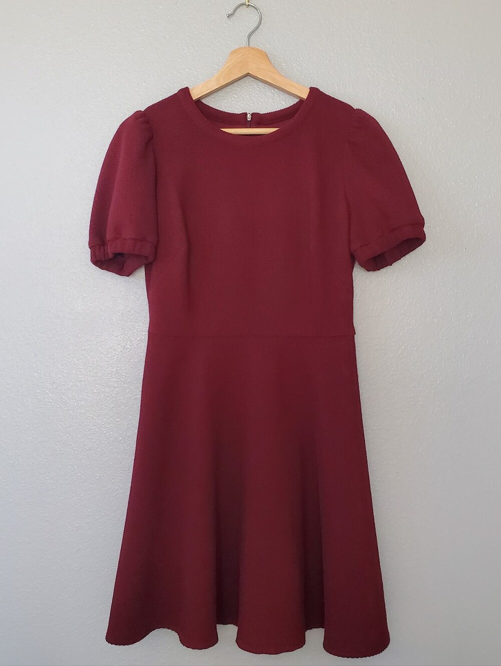 Gal Meets Glam Burgundy Short Puff Sleeve Fit-and-Flare Dress - Size 6P